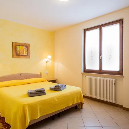Abelia Bed & Breakfast 3*