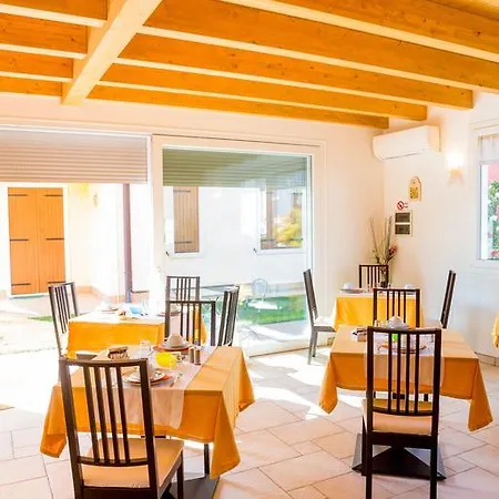 Bed & Breakfast Abelia 3*