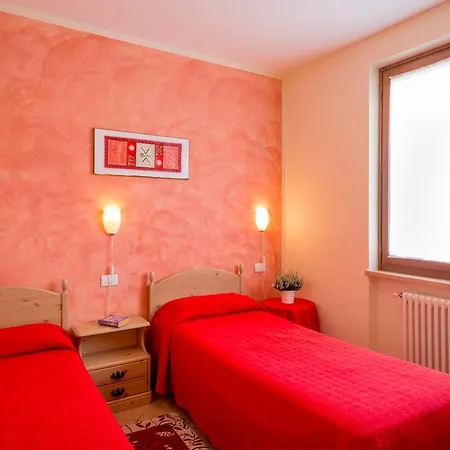 Abelia Bed and breakfast 3*