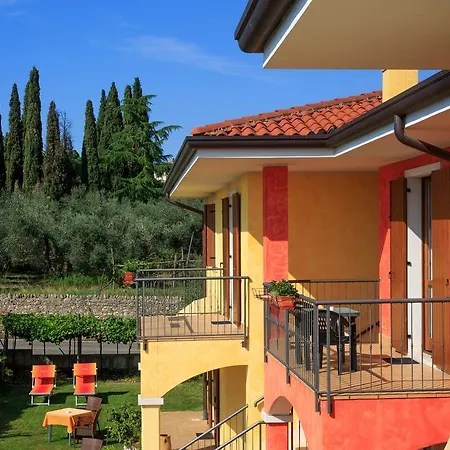 Abelia Bed & Breakfast 3*